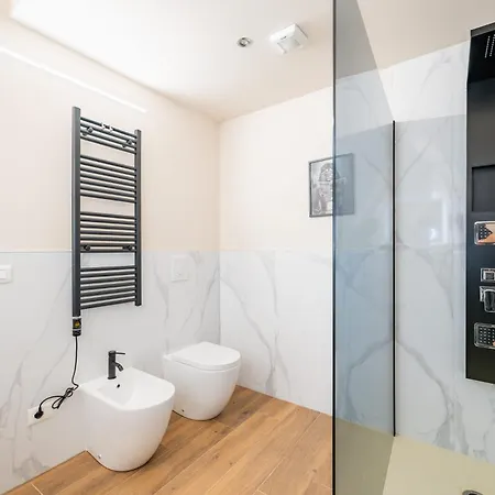 アパート Hidden Church