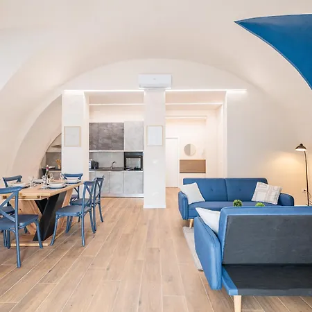 Hidden Church アパート