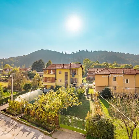 アパート Hidden Church *